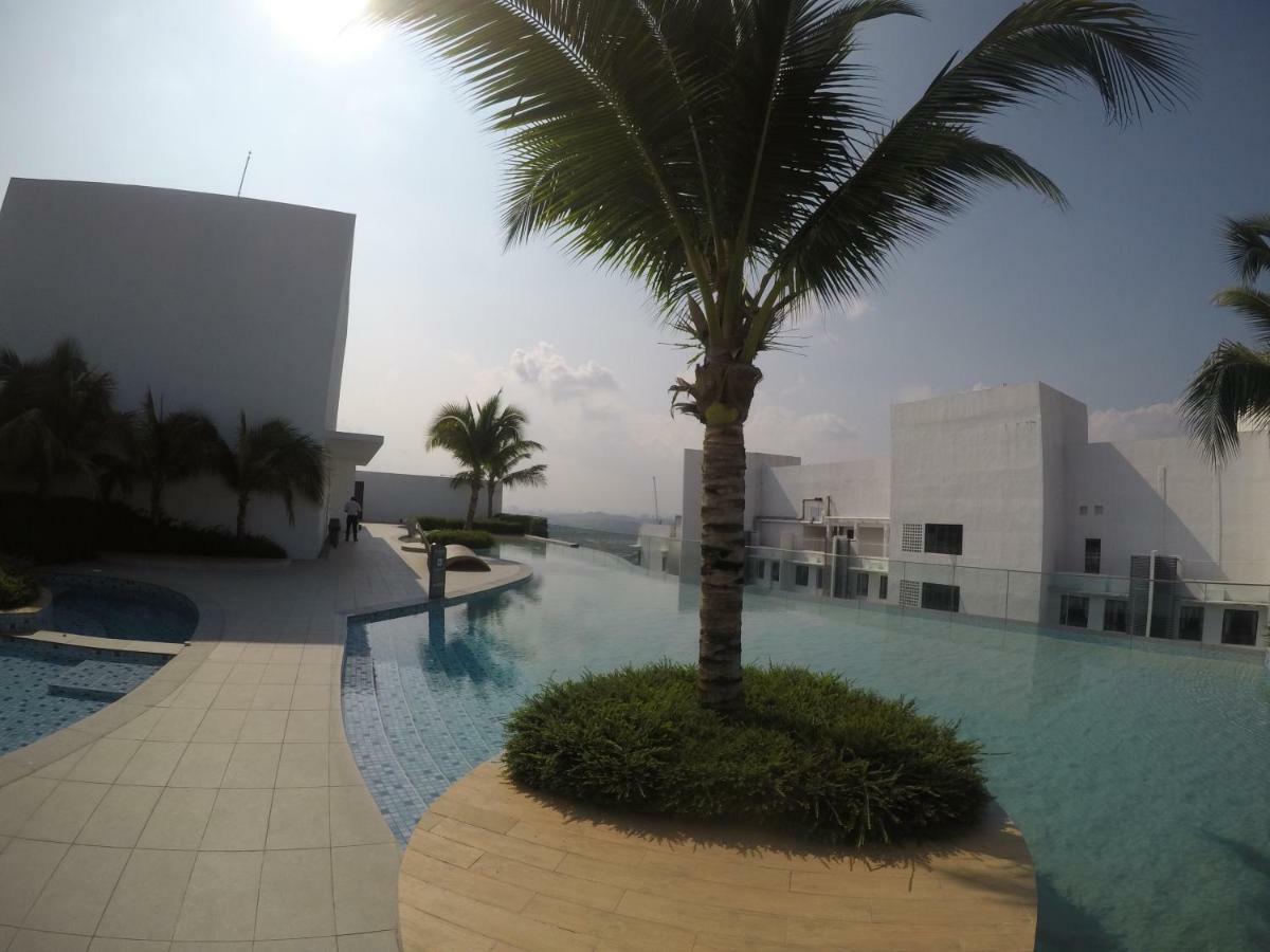 Eclipse@pangea Residences Apartment *
